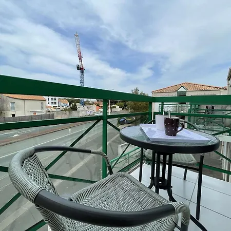 Apartment Appt - Lr760-010 La Rochelle (Charente-Maritime)